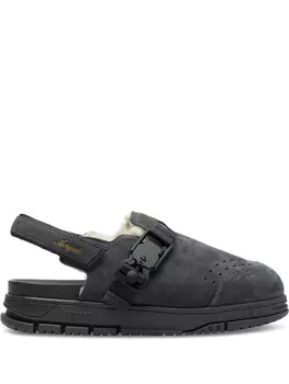 Сандалии Area Axel Arigato, черный