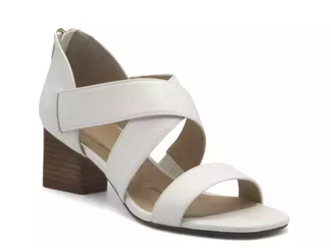 Сандалии Astoric Sandal Adrienne Vittadini, белый