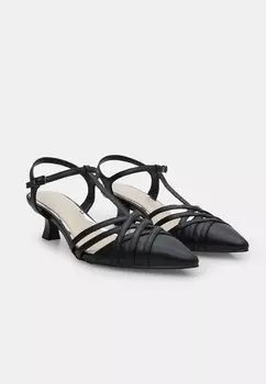 Сандалии Bata, черный