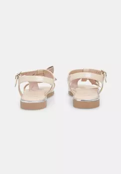 Сандалии Bata, нюд