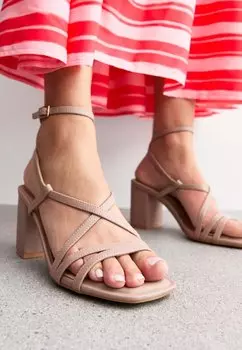 Сандалии BLOCK HEEL MULTI STRAP New Look, светло-коричневый