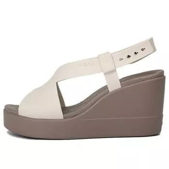 Сандалии brooklyn lightweight cement gray sandals 'gray' Crocs, серый