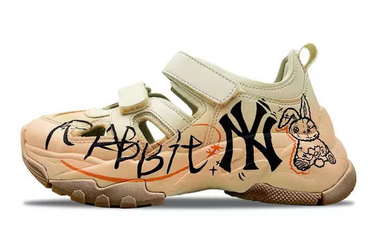 Сандалии Chunky Mask River Trekking Shoes Men Orange Mlb