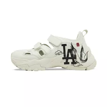 Сандалии Chunky Mask River Trekking Shoes Men Black/white Mlb