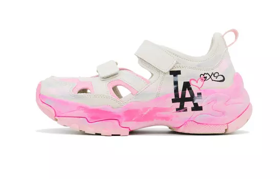 Сандалии Chunky Mask River Trekking Shoes унисекс розовые Mlb