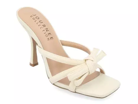 Сандалии Cilicia Journee Collection, слоновая кость