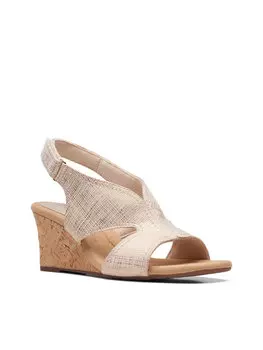 Сандалии Clarks, бежевый