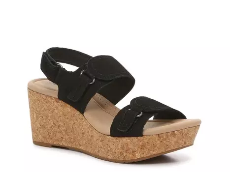 Сандалии Clarks Rose Lane на танкетке, черный