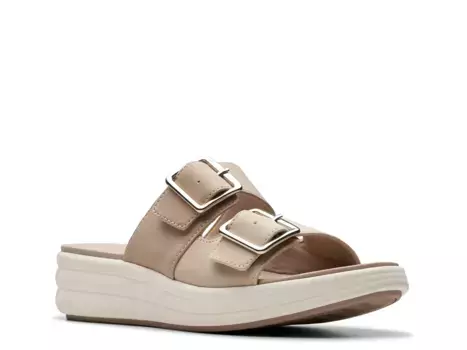 Сандалии Cloudsteppers Drift Wedge Sandal Clarks, цвет sand