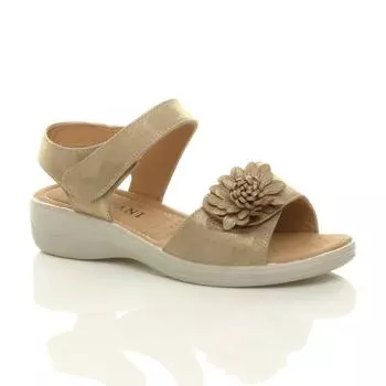 Сандалии Comfort Touch из искусственной кожи на низкой танкетке AJVANI, золото