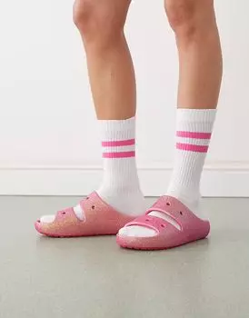 Сандалии Crocs Classic с переливающимися блестками розового цвета
