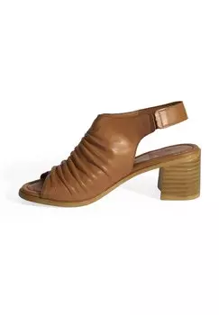 Сандалии Desa, коричневый