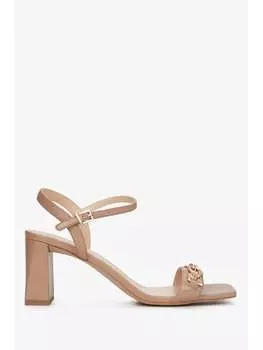 Сандалии Estro, бежевый