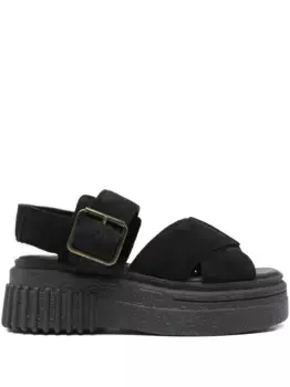 Сандалии Evamar 50 на платформе Clarks, черный