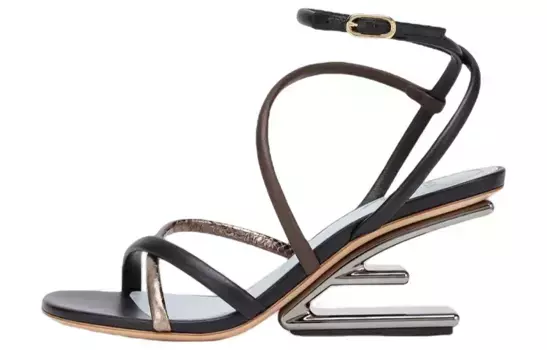 Сандалии First Slide женские Fendi