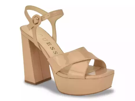 Сандалии Guess Vallenn Platform, светло-бежевый лак