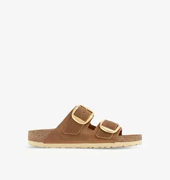 Сандалии из кожи с большой пряжкой Arizona Birkenstock, цвет cognac hex