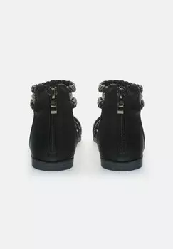 Сандалии KHARISMA, черный