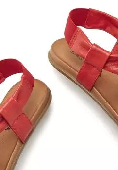 Сандалии LASCANA, красный