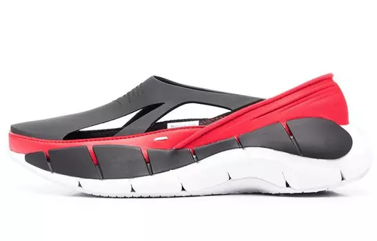 Сандалии Maison Margiela x Reebok, черный / красный