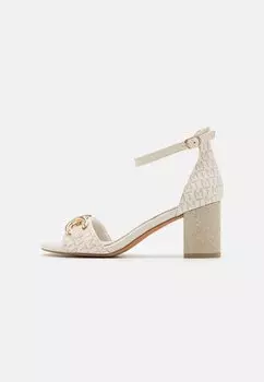 Сандалии Marco Tozzi, кремовыйовый