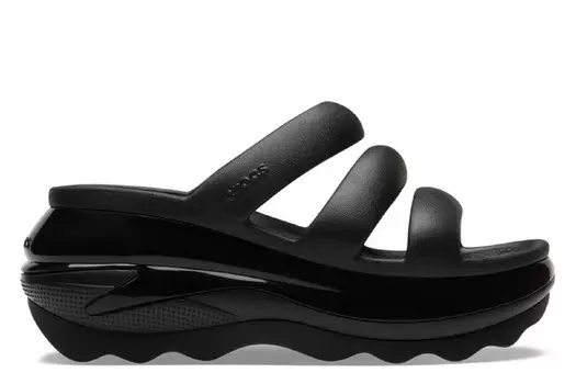 Сандалии Mega Crush на танкетке с тройным ремешком U-образной формы Crocs, черный