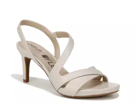 Сандалии Mia Sandal Lifestride, цвет bone