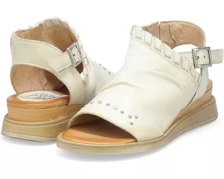 Сандалии Miz Mooz Corey, цвет Linen