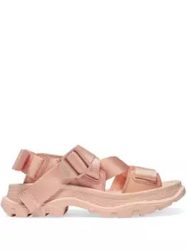 Сандалии на массивной подошве Alexander McQueen, розовый