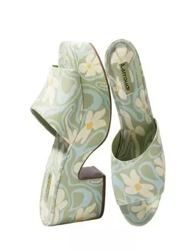 Сандалии на платформе Miso с чайным цветком Larroude