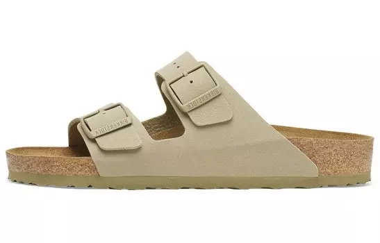 Сандалии на плоской подошве Arizona Birkenstock