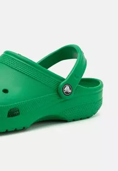 Сандалии на плоской подошве CLASSIC UNISEX Crocs, зеленый