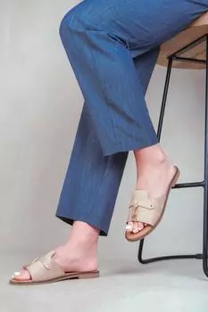 Сандалии на плоской подошве 'Sandra' с бахромой Where's That From, бежевый