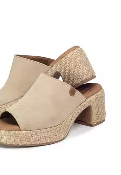 Сандалии на плоской подошве Tulum POPA, бежевые