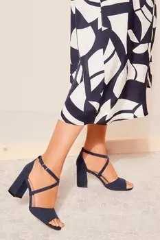 Сандалии на среднем каблуке с перекрестными ремешками Friends Like These, синий