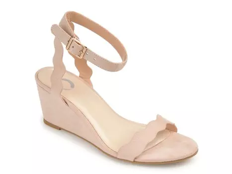 Сандалии на танкетке Journee Collection Loucia, бежевый