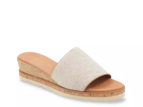 Сандалии Nessie Wedge Sandal Andre Assous, бежевый