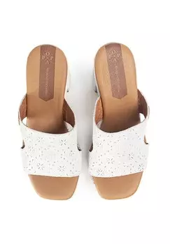 Сандалии POPA, белый