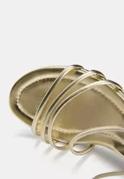 Сандалии PULL&BEAR, золотого цвета