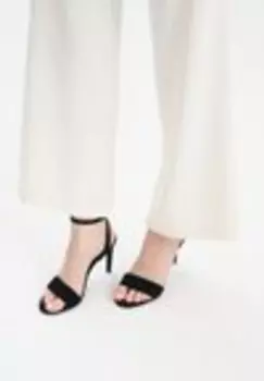 Сандалии Ryko, черный