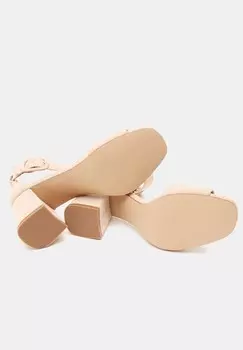 Сандалии с ремешками Bata, белый