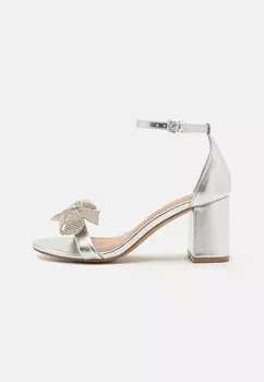 Сандалии с ремешками ELIANAA Call it Spring, цвет silver