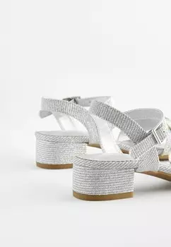 Сандалии с ремешками TWIST REGULAR FIT Next, серебристого цвета
