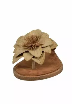 Сандалии с Т-образной застежкой ZEHENTRENNER TT.BAGATT, бежевый