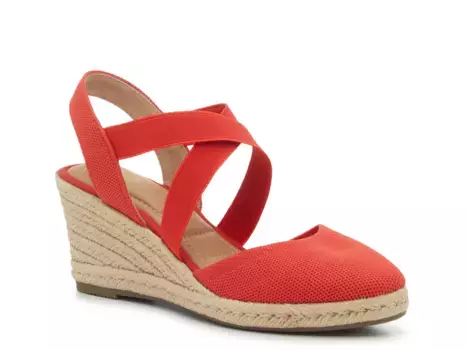 Сандалии Saige Wedge Sandal Kelly & Katie, красный