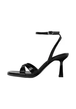 Сандалии Stradivarius, черный