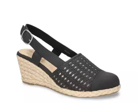 Сандалии Taffy Wedge Sandal Easy Street, черный