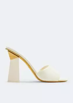 Сандалии Valentino Garavani One Stud Hyper Slide, белый