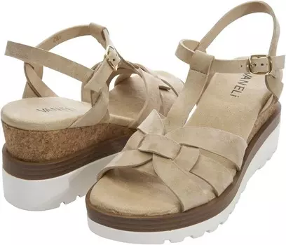 Сандалии Vaneli Carly, цвет Nude Suede