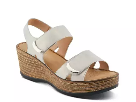 Сандалии Woodrow Wedge Sandal Patrizia By Spring Step, серебряный/металлик